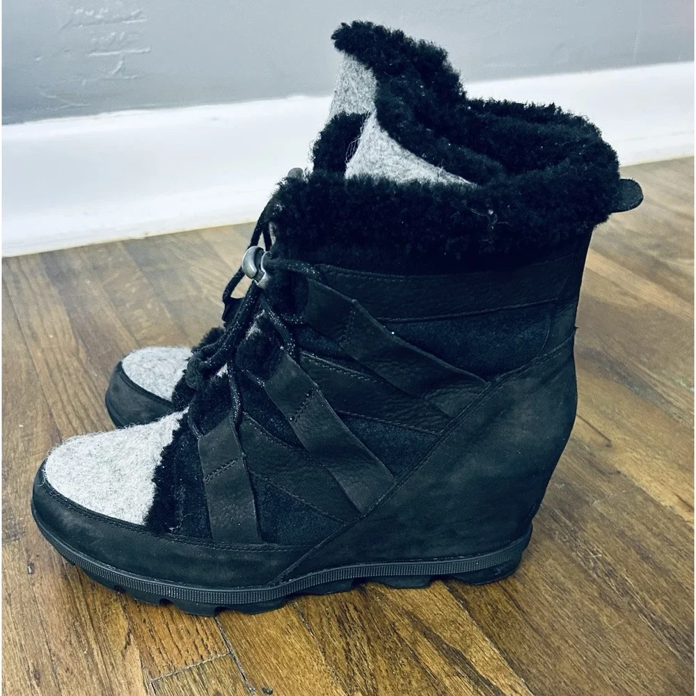 Sorel Joan of Arctic Wedge II Cozy boots in black Wedge Heel Lace Up 10 Warm